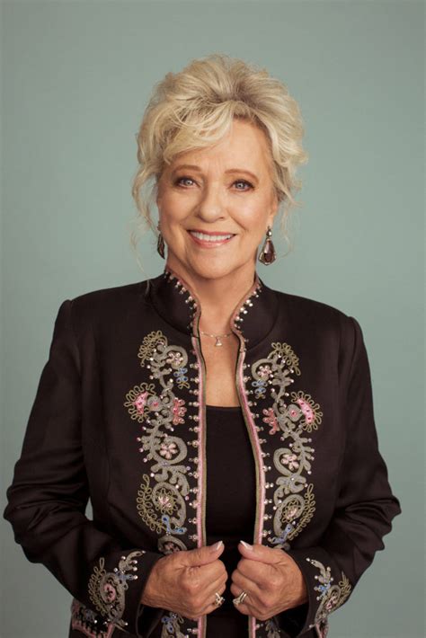 Exploring Connie Smith's Net Worth and Assets