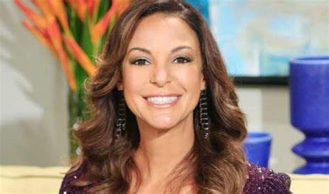 Exploring Eva Larue's Age and Height