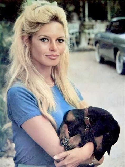 Exploring Fifi Bardot's Height and Figure