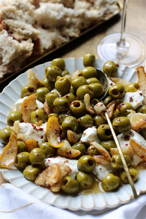 Exploring Flavorful Possibilities: Innovative Approaches to Enjoy the Zesty Appeal of Verdant Olives