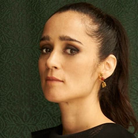 Exploring Julieta Venegas' Height and Physique