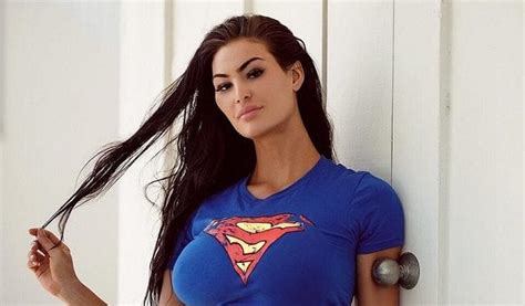 Exploring Katelyn Runck’s Modeling Career