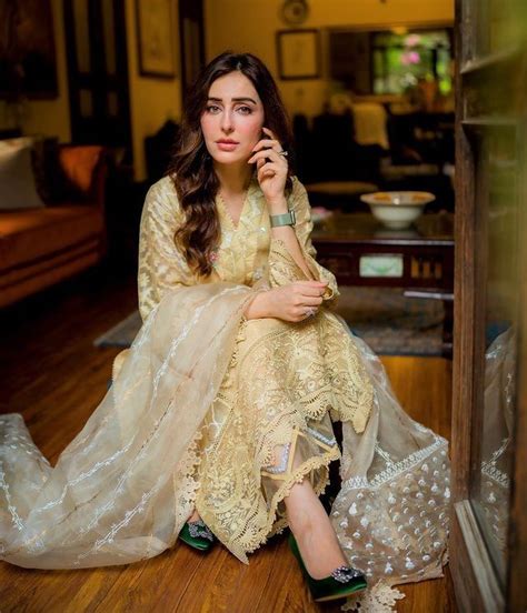 Exploring Sidra Niazi's Fashion Taste