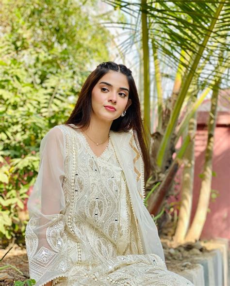 Exploring Zainab Shabbir's Personality Beyond the Screen