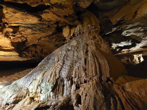 Exploring the Enigmatic Depths of Subaquatic Caverns