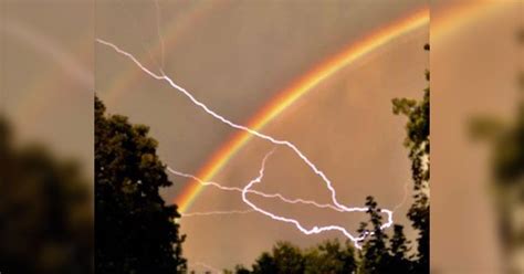 Exploring the Rarity: Where Can You Witness the Enigmatic Phenomenon of Rainbow Lightning?