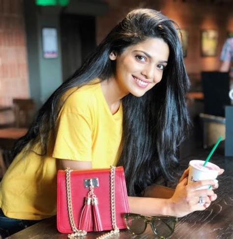 Exploring the wealth and income of Pooja Sawant