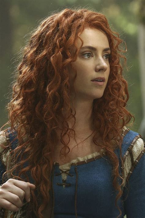 Fashion and Style: Amy Manson's Signature Looks