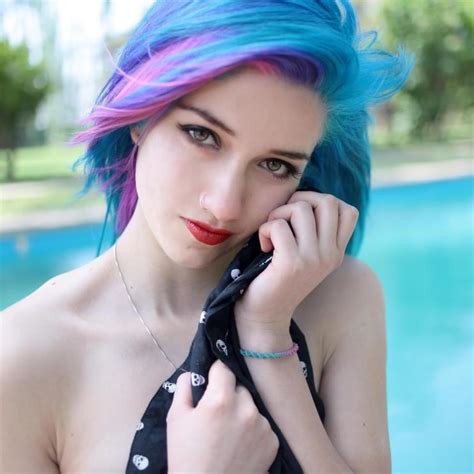 Fay Suicide's Career and Achievements