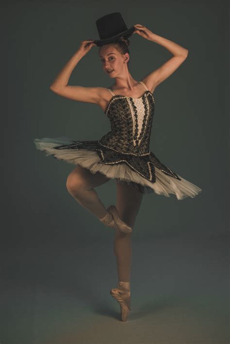 From Tutus to Pointe Shoes: The Iconic Attire of Ballet Dancers