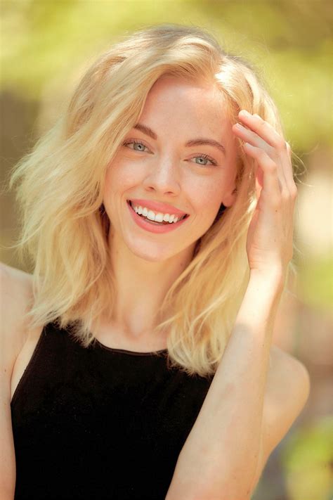 Get to know Skye Stracke's Education and Qualifications