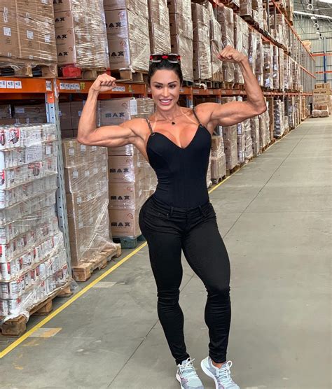 Gracyanne Barbosa's Height and Fitness