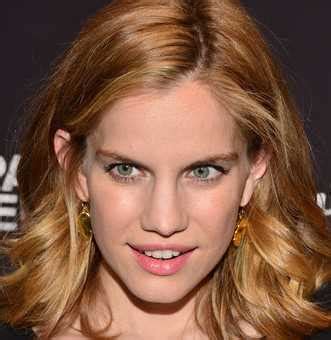 Height and Figure of Nancy Chlumsky