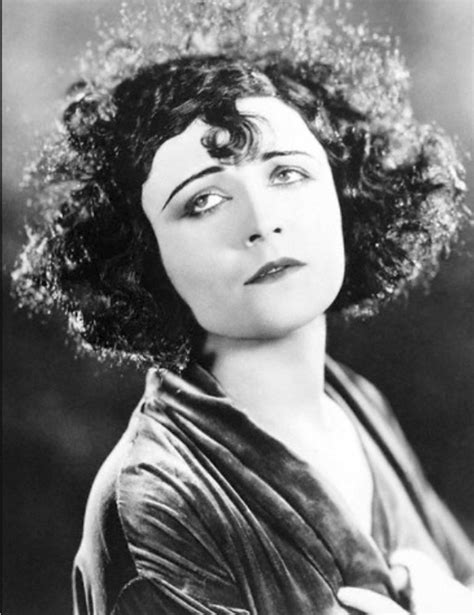 Iconic Persona of Pola Negri