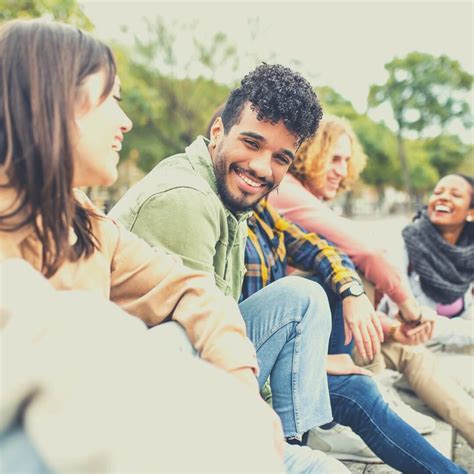 Impact on Social Connections: Managing Relationships with Common Acquaintances