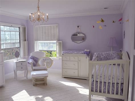 Incorporating a Kaleidoscope of Colors into Your Baby's Room Decor