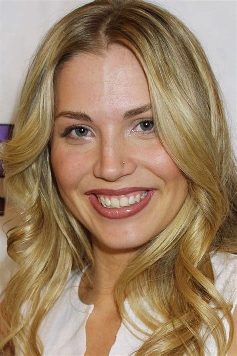 Intimate Details of Willa Ford's Personal Life and Romantic Connections