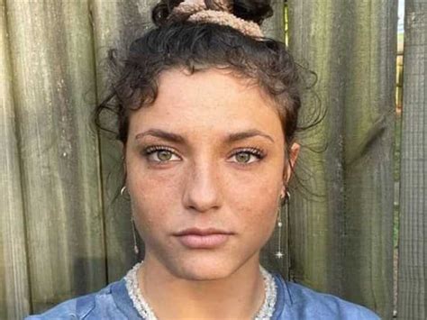 Jade Chynoweth Early Life and Upbringing