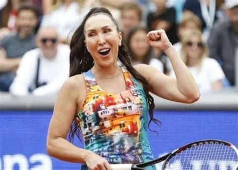 Jelena Jankovic: Early Life and Education