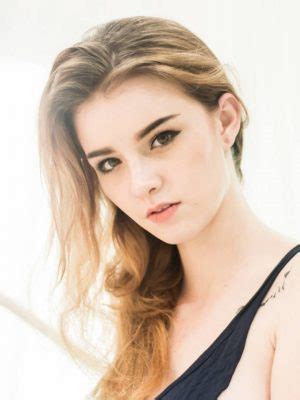 Jessie Vard's Body Measurements and Fitness Routine