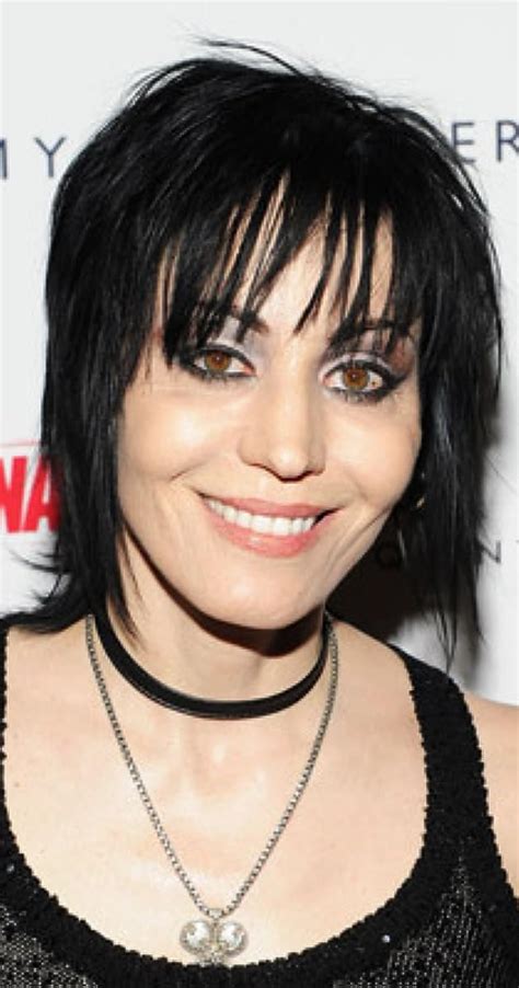 Joan Jett's Impressive Body Measurements