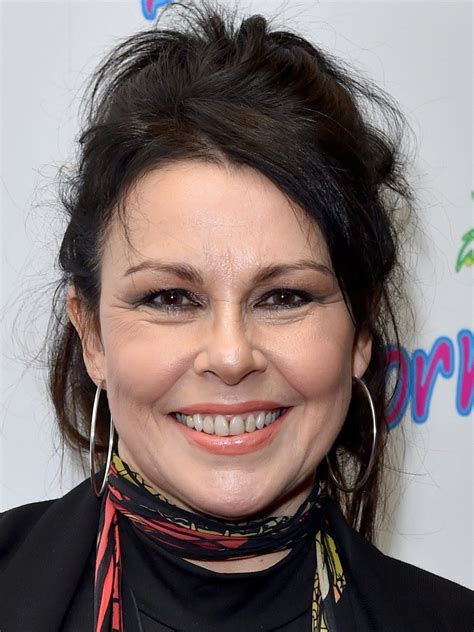 Julie Graham: Years lived and stature proportions