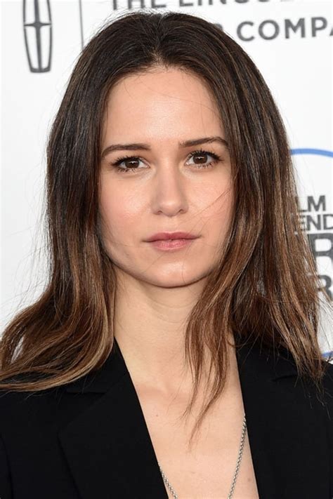 Katherine Waterston Bio