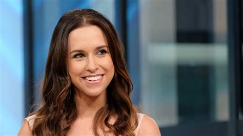 Lacey Chabert Biography: Early Life and Career