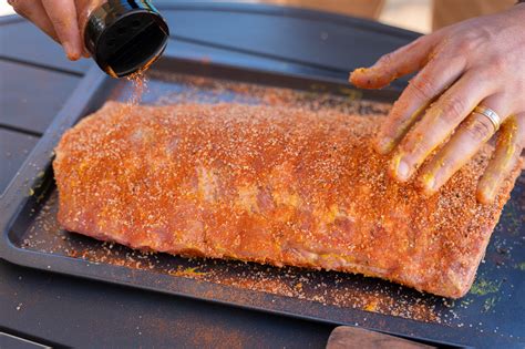 Marinating vs Dry Rub: Which is Better?