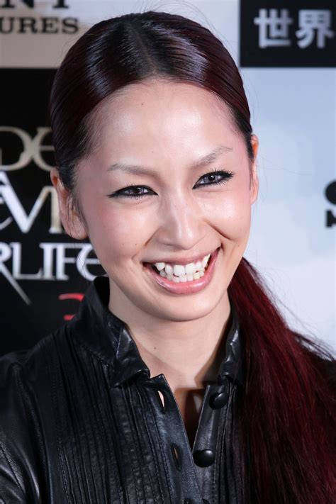 Mika Nakashima Biography