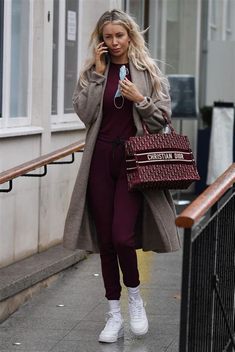 Olivia Attwood's Style and Fashion Choices