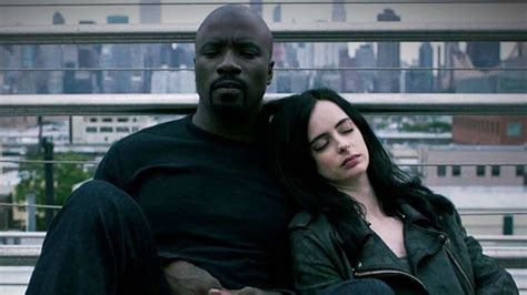 Personal Life and Relationships of Jessica Jones