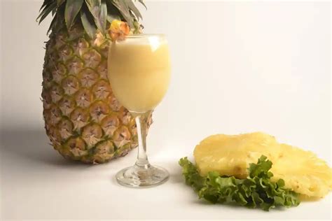 Pineapple Heaven: Exquisite Tropical Cocktails to Savor the Sweetness