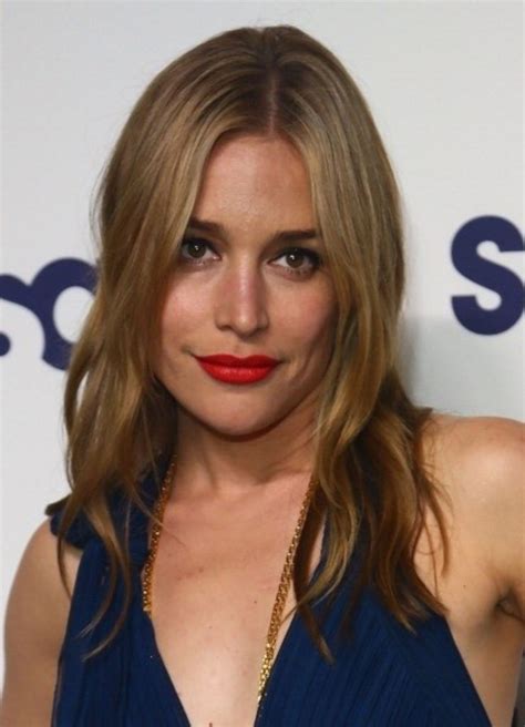 Piper Perabo Biography