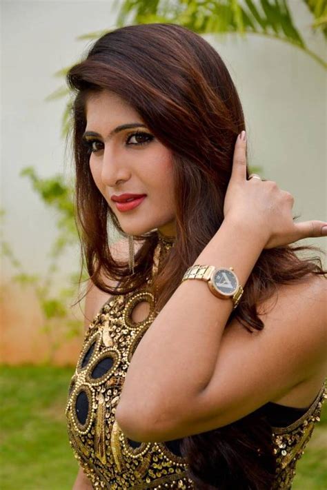 Revealing Neha Saxena's Personal Life Details