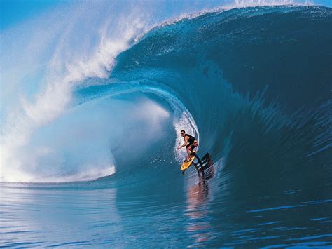 Riding the Wave: Deciphering Dreams of Surfing or Sailing