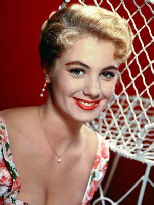 Shirley Jones: Age, Height, and Body Measurements