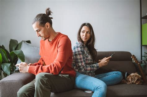 Signs That Your Spouse May Be Neglecting You