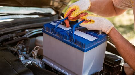 Signs of a Depleted car Battery: How to Recognize the Symptons