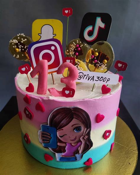 Social Media Presence of Daisy Cake