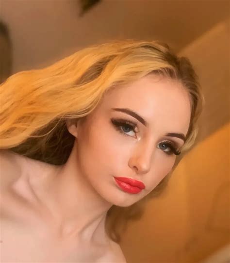 Sophia Kitten's Figure: Body Measurements Revealed