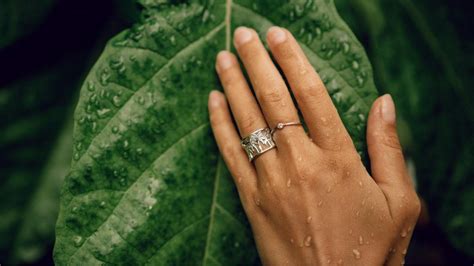 Sustainable Jewelry: Embracing Ethical Practices in the Jewelry Industry