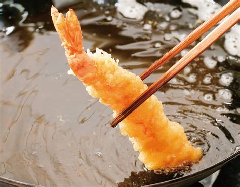 Taste the Flavors of Tempura: Crispy Delights from Japan's Deep-Frying Tradition