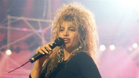 Taylor Dayne - A Rising Star