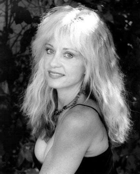 The Early Life of Linnea Quigley