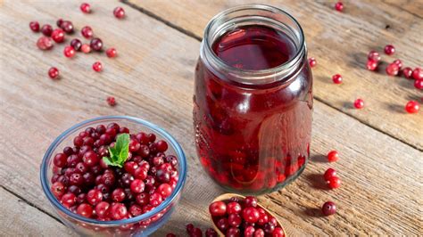 The Fragrant Temptation and Wellbeing Advantages of Cranberries