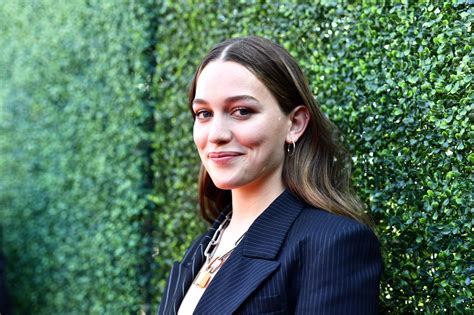 The Impact of Victoria Pedretti in the Entertainment Industry