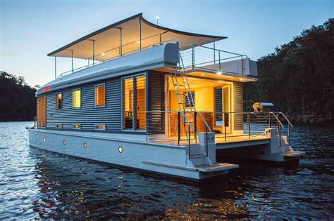 The Journey of a Houseboat: Floating Dwellings and the Rhythms of Waterways