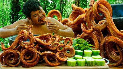 The Origins of Fried Snakes as a Gastronomic Tradition