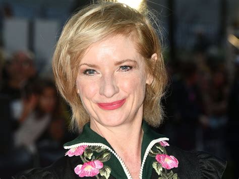 The Physical Characteristics of Jane Horrocks